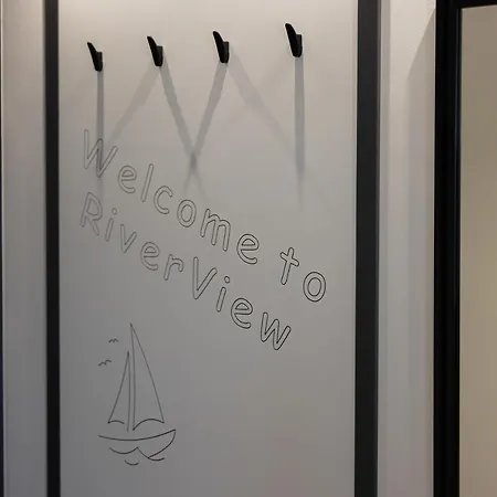 Riverview Bridge & Epapartamenty Apartment