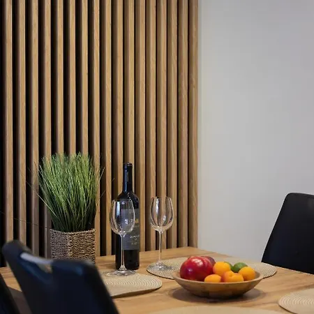 Riverview Bridge & Epapartamenty Appartamento