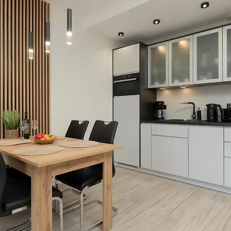 Apartment Riverview Bridge & Epapartamenty Dziwnow